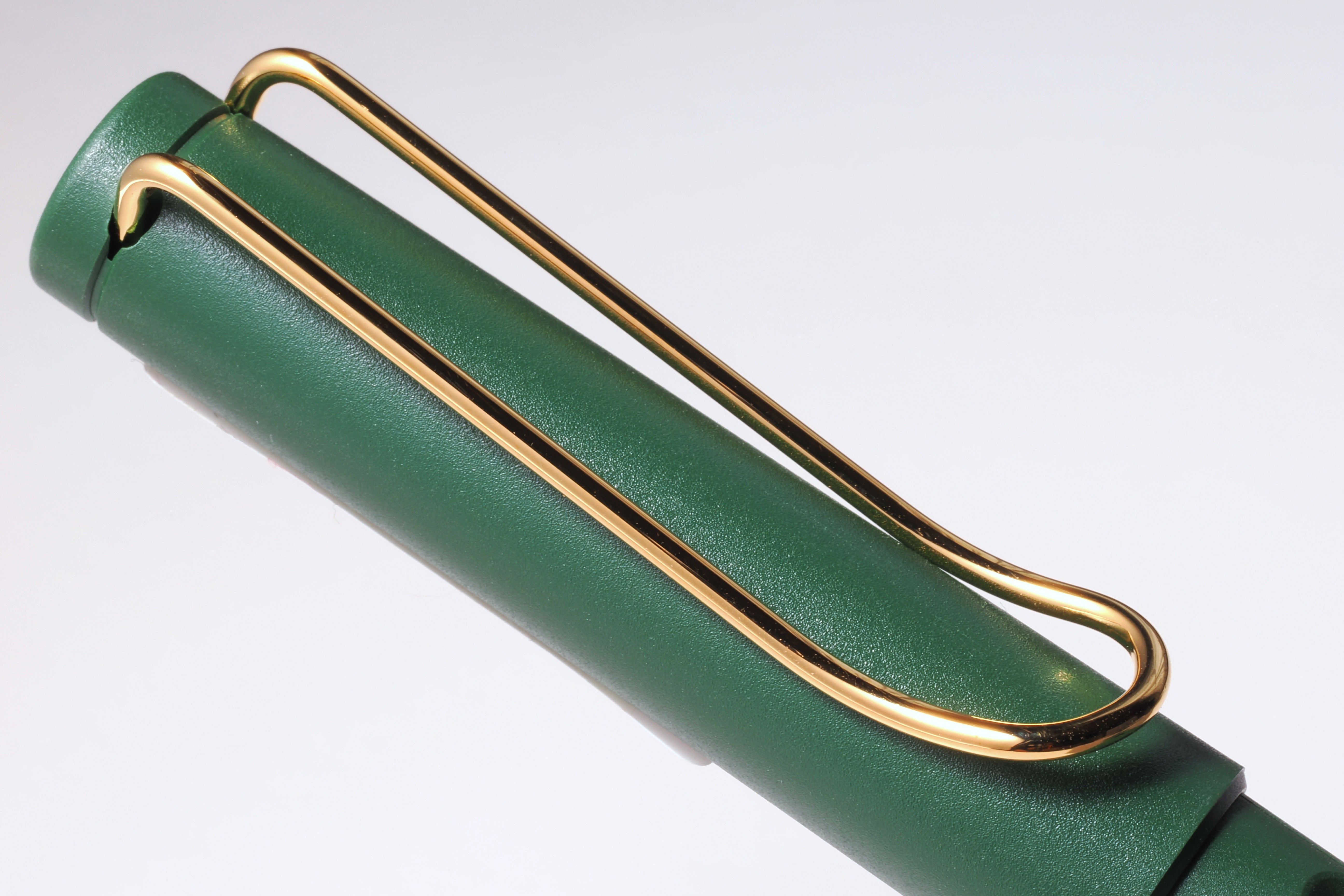 【趣味文20周年記念】ラミー サファリ フィールドグリーン ゴールドクリップ［万年筆・漢字ニブ］（趣味文オリジナル）