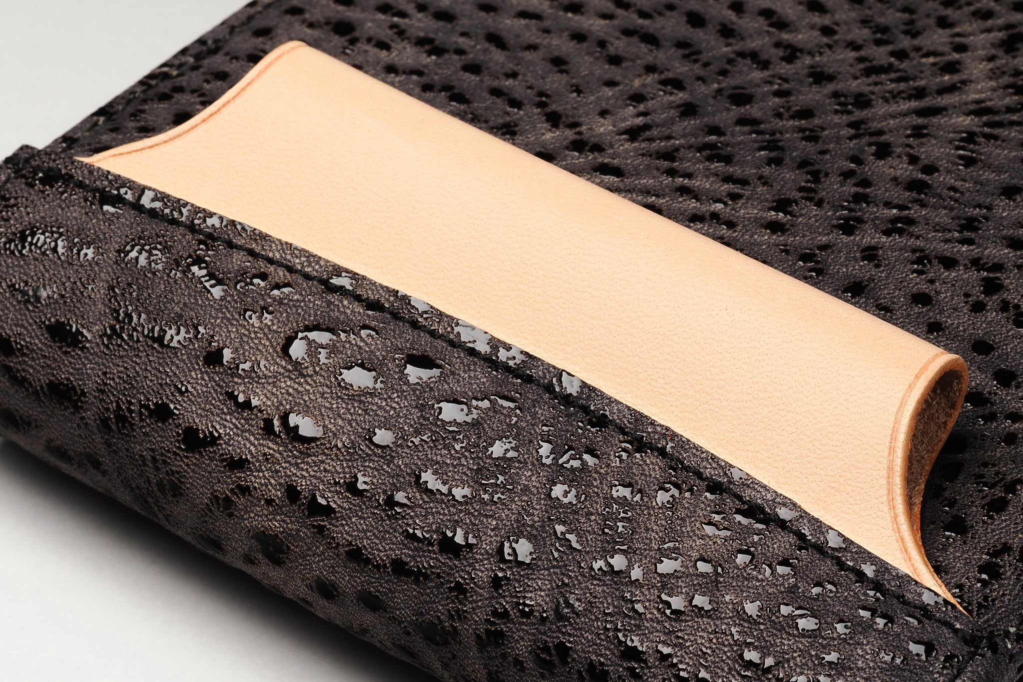 システム手帳 エヌ/ピアス趣味文スペシャル 艶漆（つやうるし） ミニ6