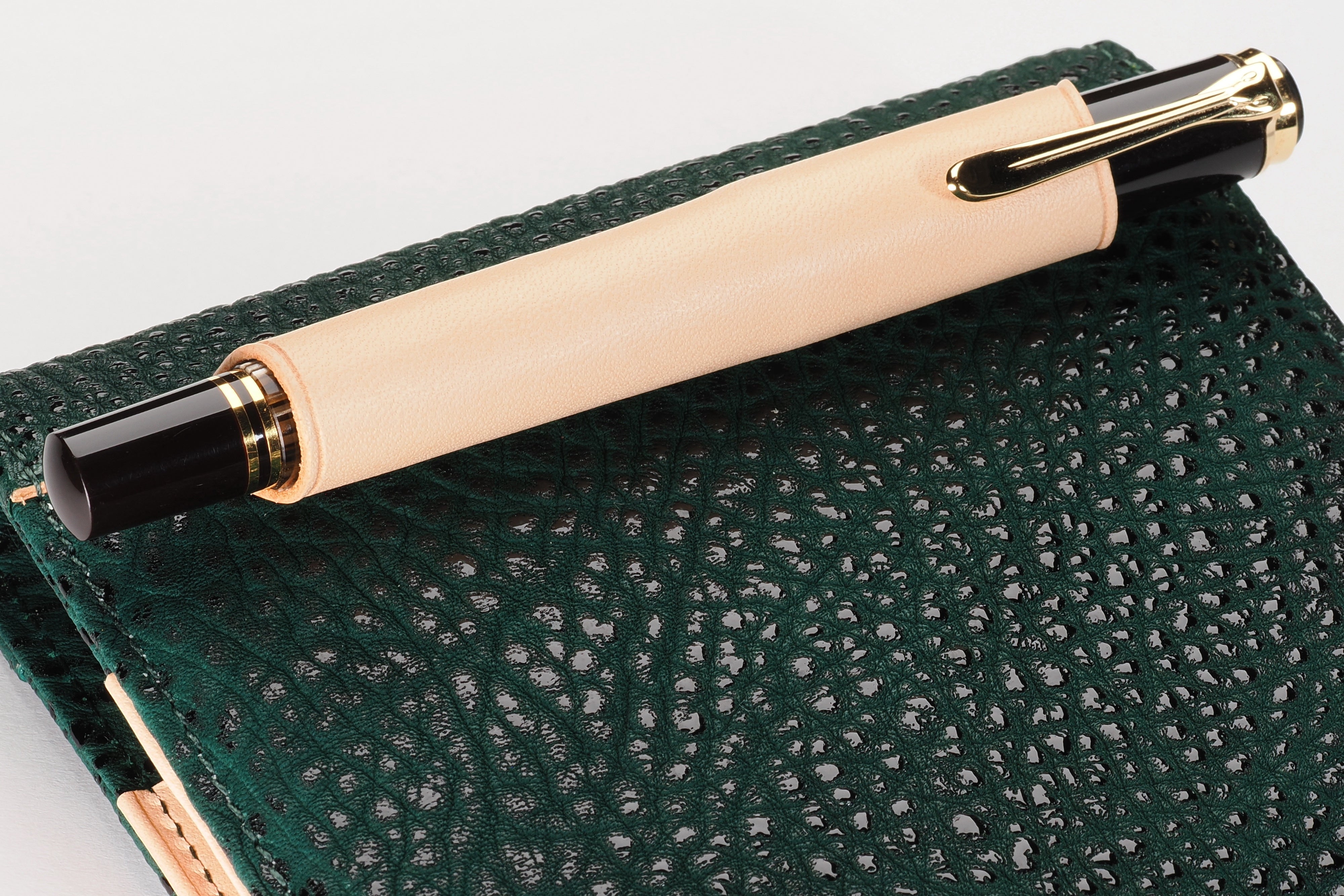 システム手帳 エヌ/ピアス趣味文スペシャル 艶漆（つやうるし）ミニ5スクエア φ11mm　リフィルセット【5営業日以内出荷】