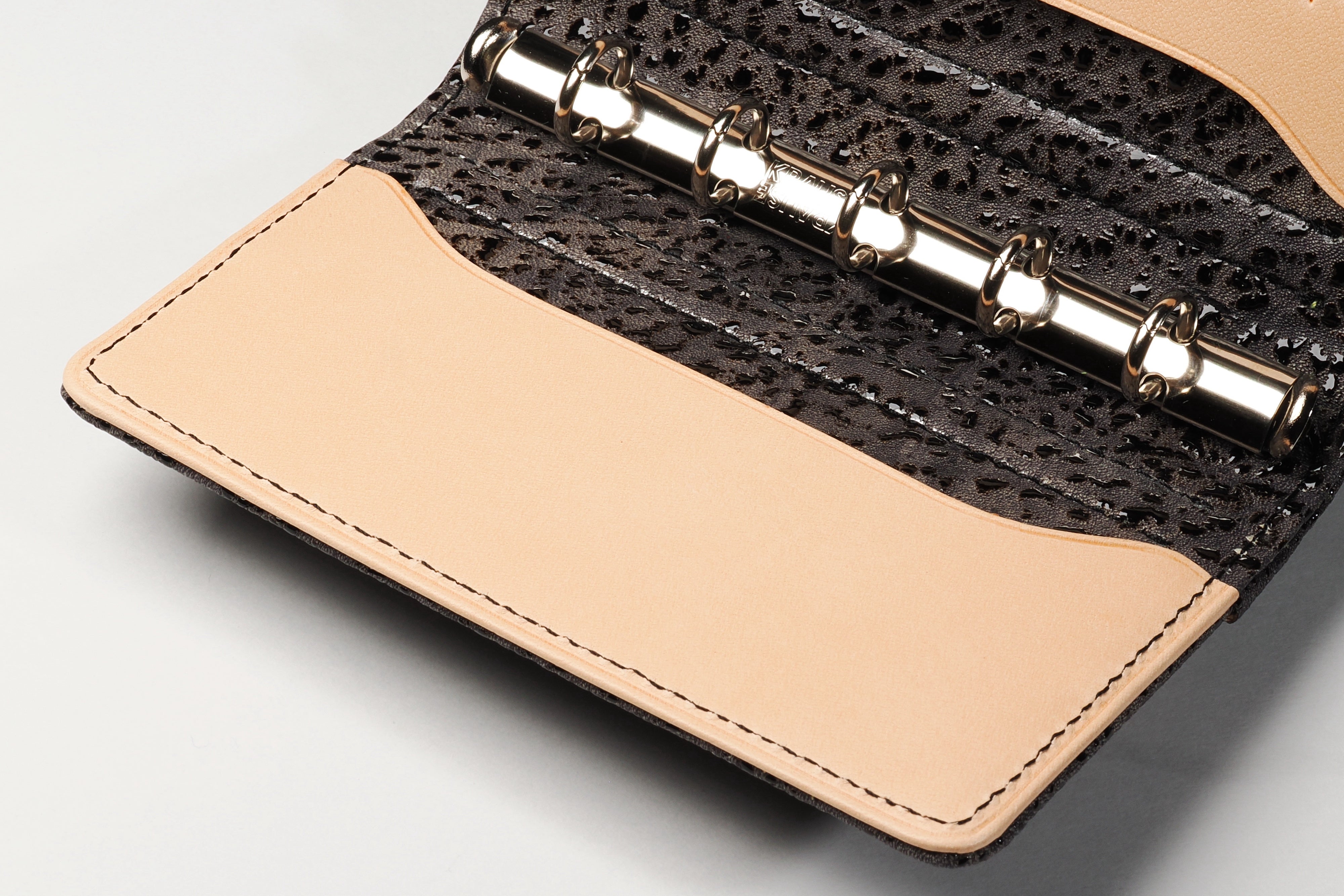 システム手帳 エヌ/ピアス趣味文スペシャル 艶漆（つやうるし）ミニ5 φ11mm（趣味文オリジナル）【5営業日以内出荷】