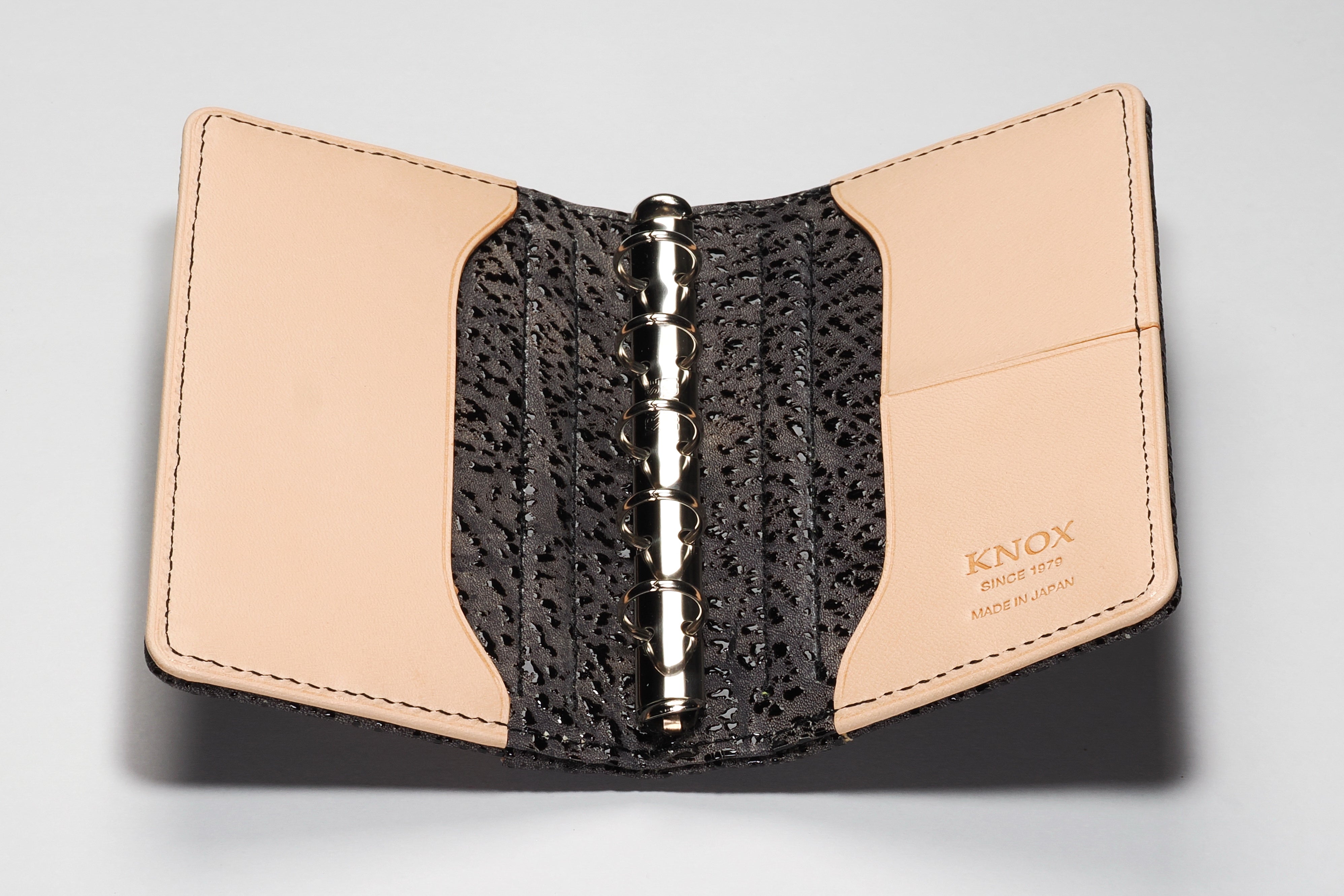 システム手帳 エヌ/ピアス趣味文スペシャル 艶漆（つやうるし）ミニ5 φ11mm（趣味文オリジナル）【5営業日以内出荷】