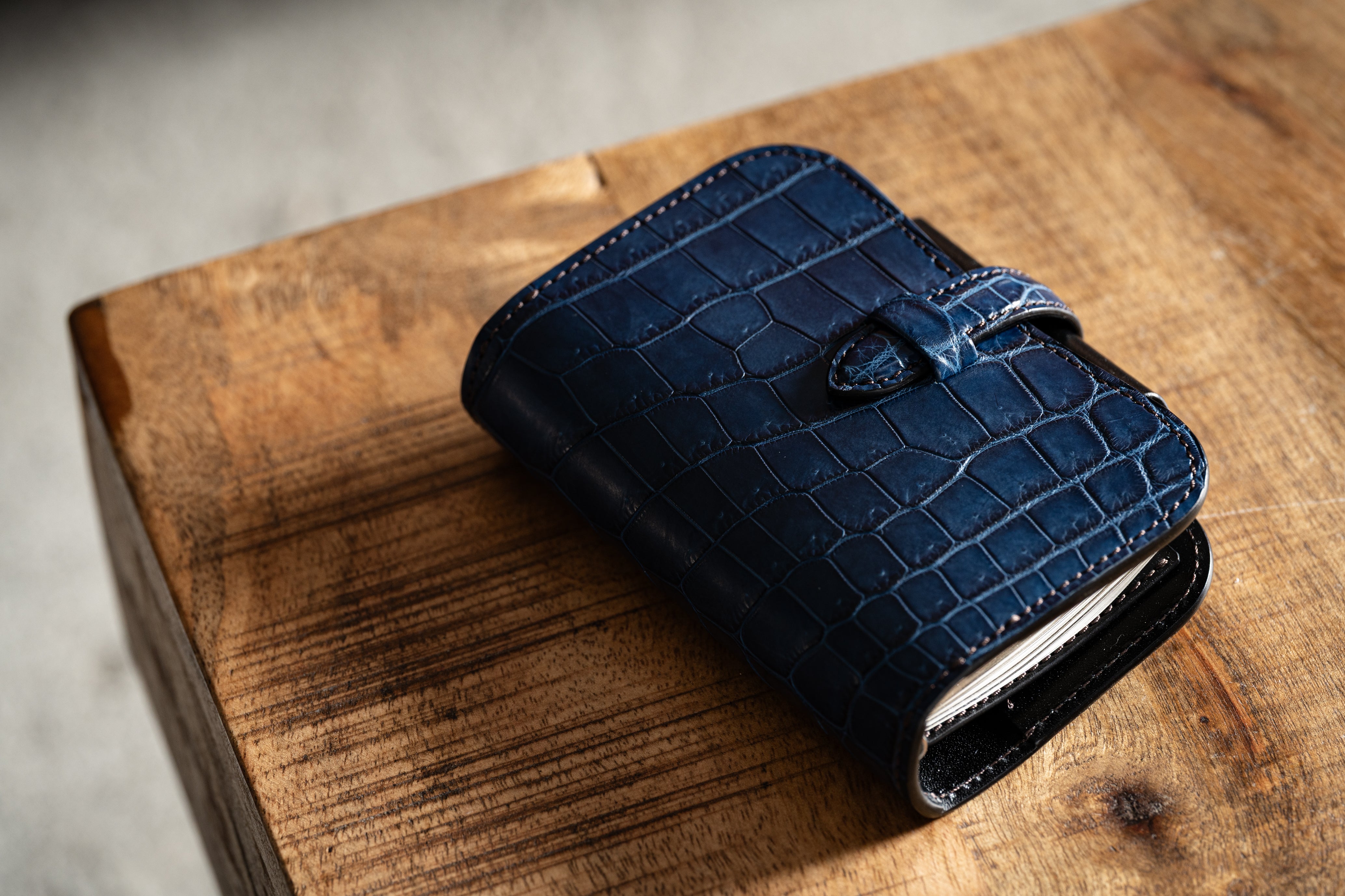 藍染クロコ × サドルプルアップ システム手帳 M5 φ11mm（趣味文オリジナル）【受注生産品】